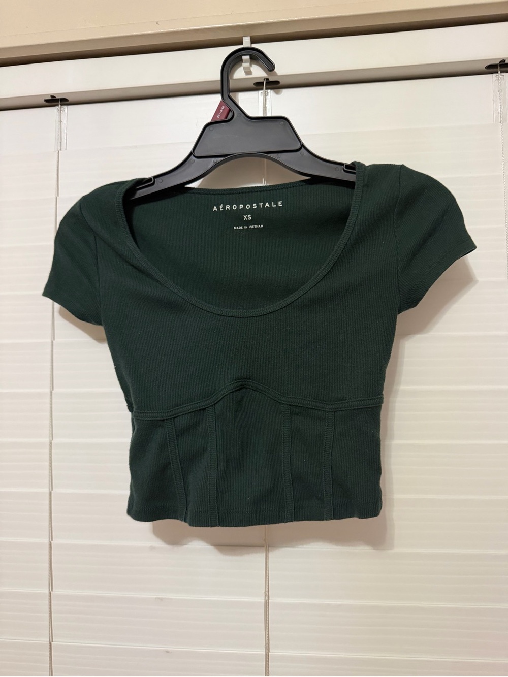Aeropostale green crop top in XS
